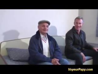 Voieur papy fucks nimfă în in trei